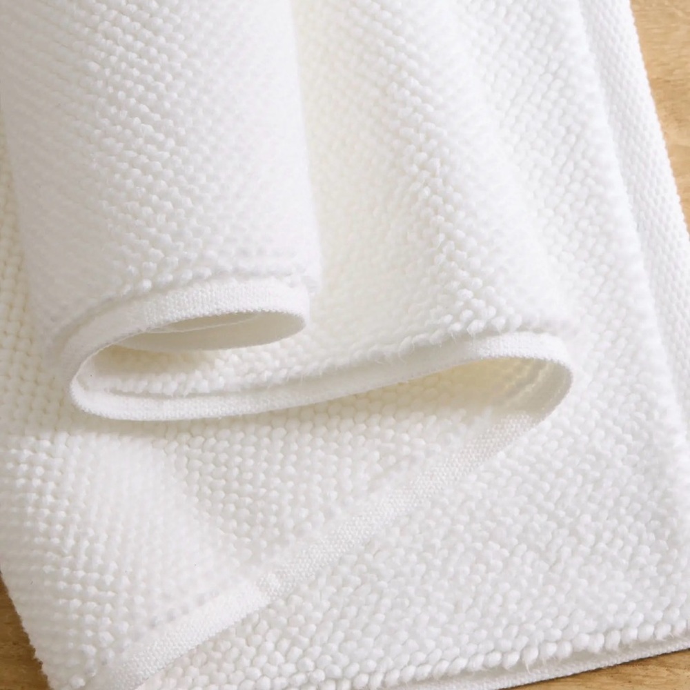 Quince Soft White Bath Mat Pair